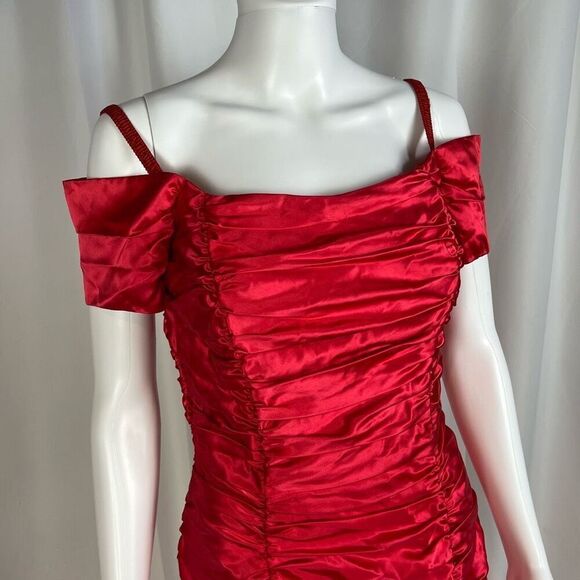 Vintage Roberta Dress Small Red Satin Ruched with Big Bow Off Shoulder 80s Party - Picture 4 of 11